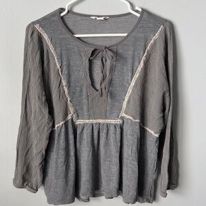 *Caslon Gray Blouse with Lace Trim